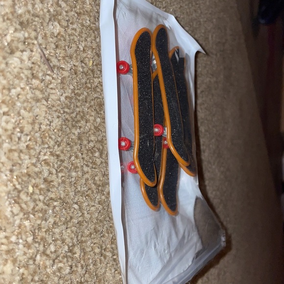 Tech Decks - Picture 9 of 17